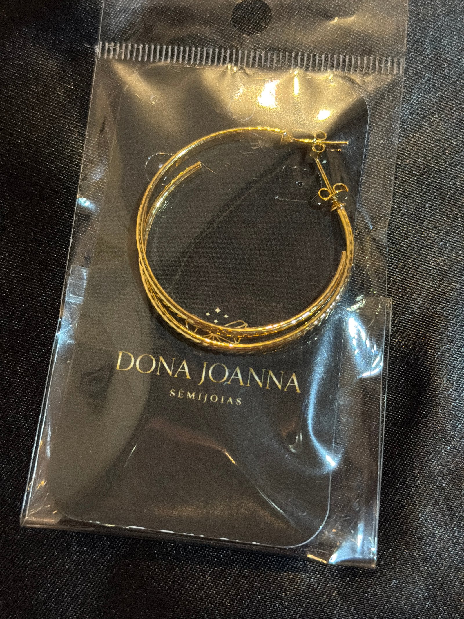 Argola dourada M