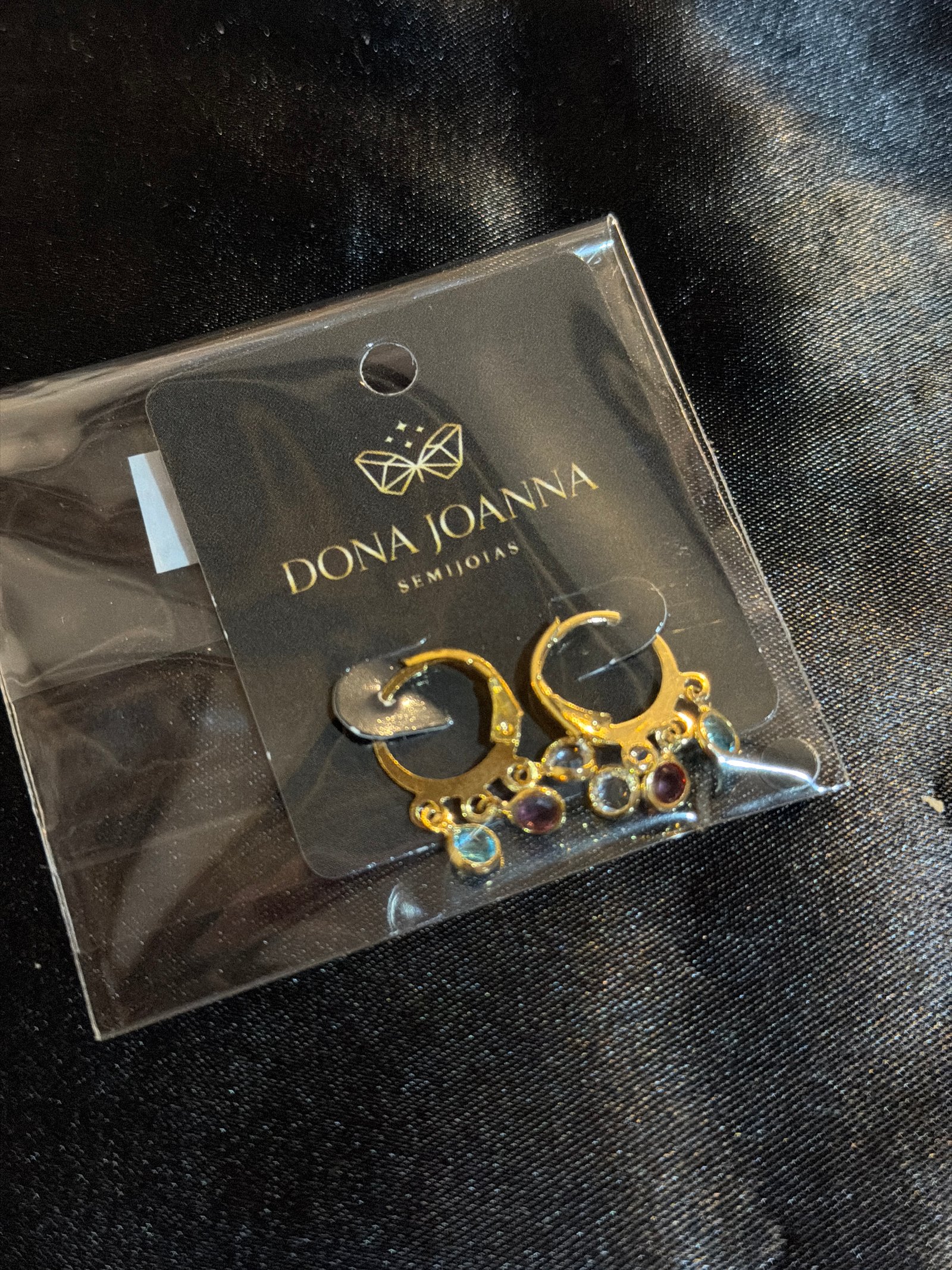 Brinco argola Strass