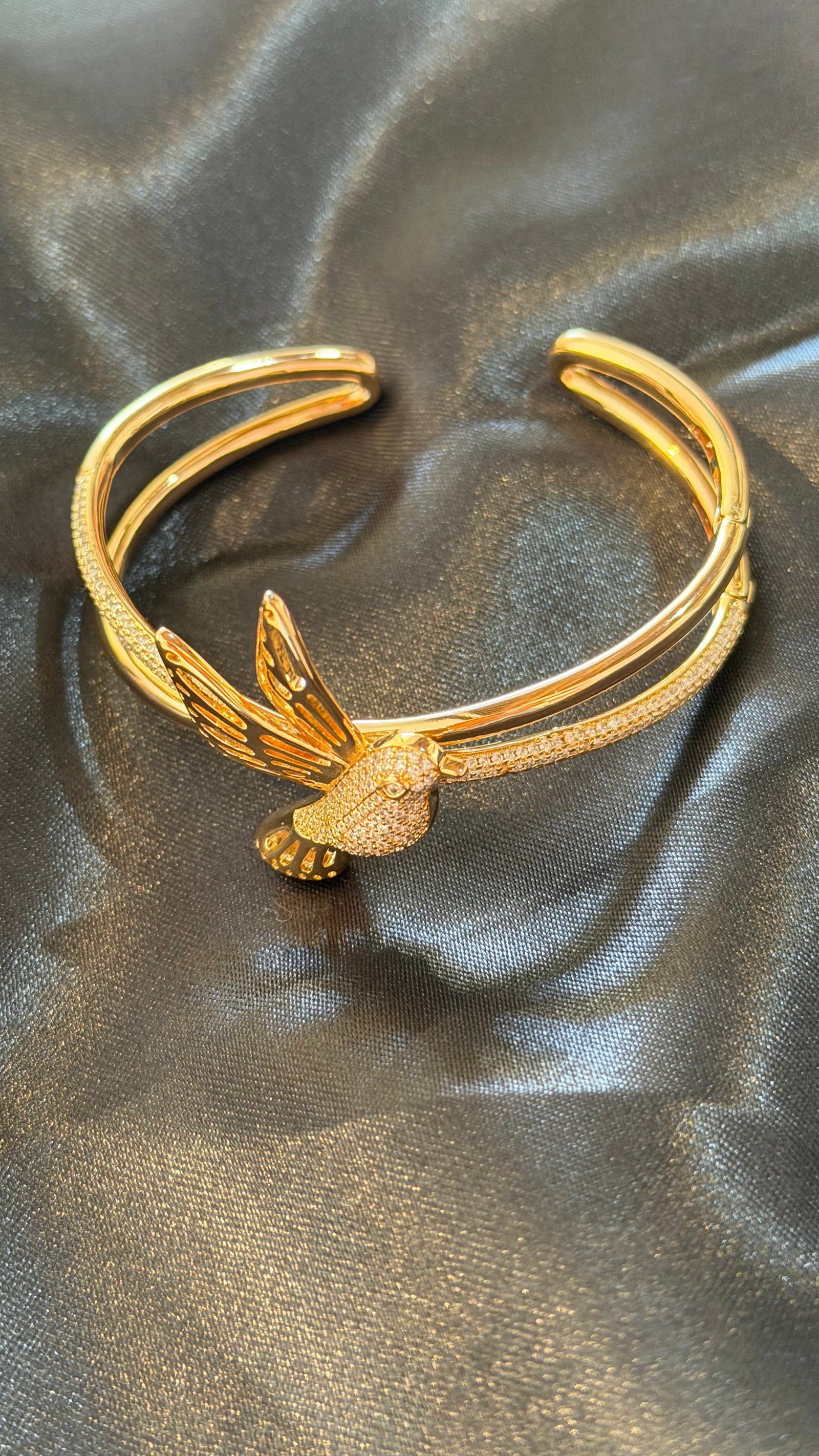 Bracelete beija flor 