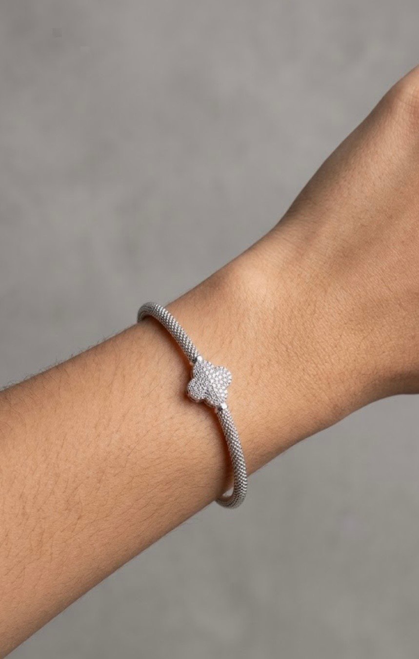 Bracelete mola trevo/coracao 